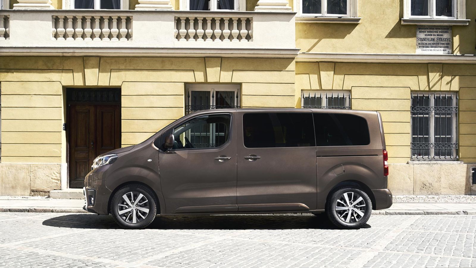 comprar toyota proace verso lateral
